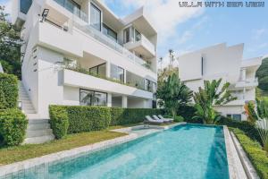 AAA villa