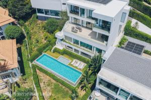 AAA villa
