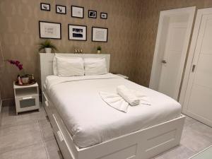 Luxury 1BR Soha Suite Pool, Gym & Prime Location