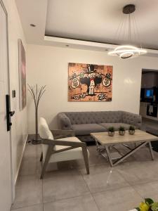 Luxury 1BR Soha Suite Pool, Gym & Prime Location