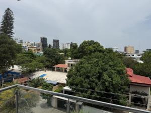 Luxury 1BR Soha Suite Pool, Gym & Prime Location