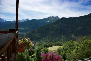Alpine Home with 180 Aosta Valley Views