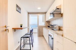 Hilton Residence View Tower Sea view 11F