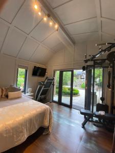 Stone Lodge Garden Retreat