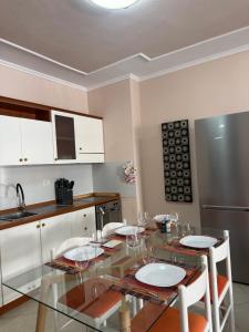 Greis Escape Apartment