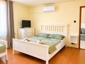 Árpád Apartman - 3 Bedroom Family Apartment with Parking