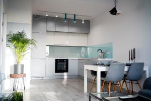 Kłobucka White Apartment near Chopin Airport