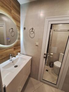 2-Bedroom Apartment in Tsarevo for Relaxing Stays