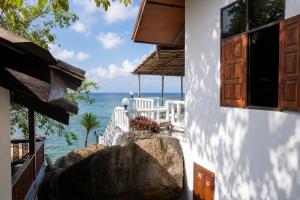 Haad Yao Hotel and Restaurant