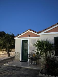 Apartments Fotoula
