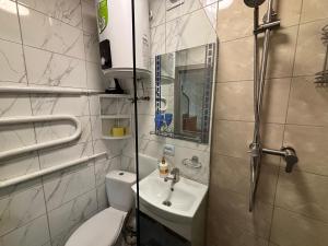 Студія з окремою кімнатою в центрі