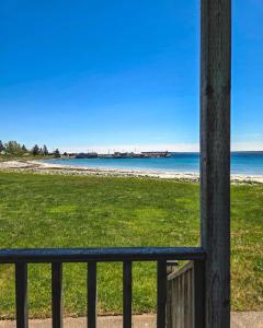 Hunts Point 1-BR Coastal Retreat - Cottage # 8