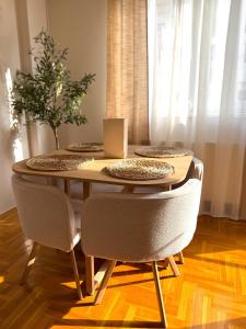 Maslina Apartment - Walk to City Center