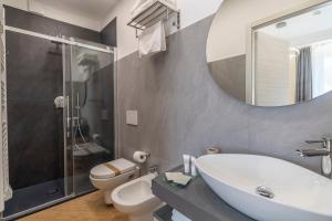 Mom Apartment Rooms&Suites