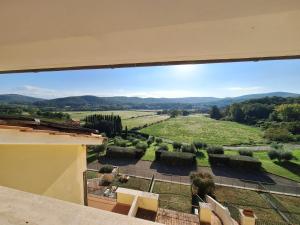 Duplex Tuscan home - view and pool sleeps 4-6