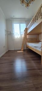 Sunyhouse Female Only Foreign Only