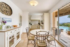 Villa Thymfalaise - Sea View, Calm, Beach, Tennis