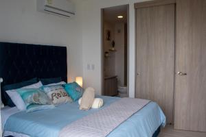 Lujoso apartamento superior con vista al mar