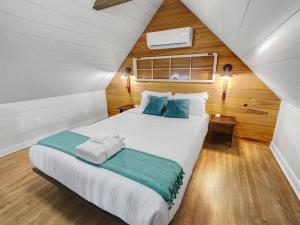 Island Retreat - Great for Large Groups