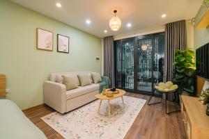 Apartment in Hanoi French Quarter, Near Opera House, Hoan Kiem Lake & Old Quarter