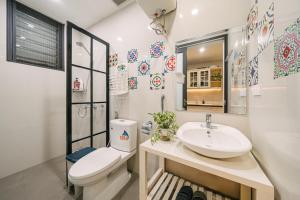 Apartment in Hanoi French Quarter, Near Opera House, Hoan Kiem Lake & Old Quarter