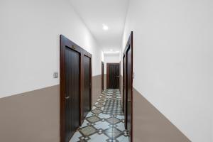 Hotel O 7 Seas