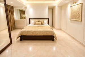 1 bedroom hall suite
