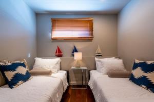 Captains Quarters Waterfront & Pool