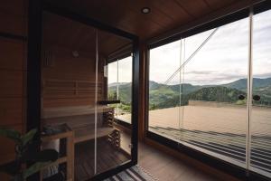 Panoramic Residence