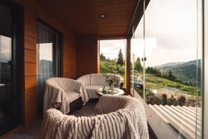 Panoramic Residence