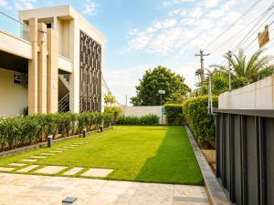 Bluewater Farms 2BR Villa with pool by Homeyhuts