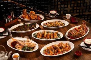 Kén Stay - Sun drenched Living & Local Foodie Hub