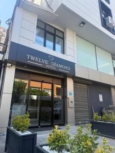 Twelve Diamond Hotel12