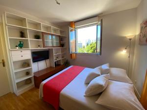 Hana City Apartment