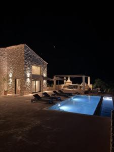 Izel Villas