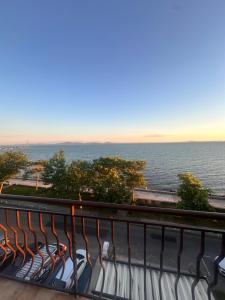 Blue Horizon Pomorie - Sea View Apartment
