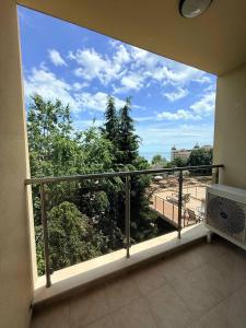 Golden Line Apartment