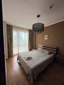 Golden Line Apartment