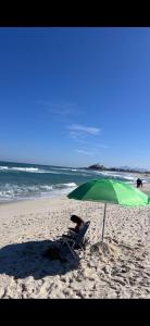 Melhor point possível em Saquarema! paraíso em Itaúna Tv smart - wi fi - garagem - praia !