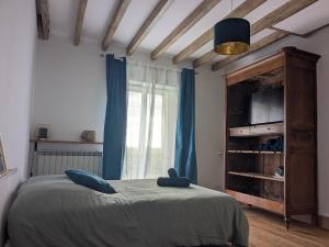 Appartement cosy avec vue sur château & chevaux