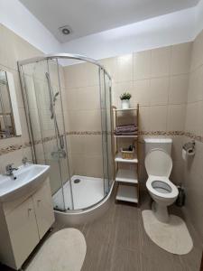Insieme Studio - Small Square