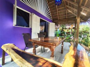 CasaLola en Puerto Viejo centro