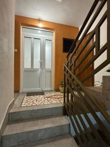 Top-house5