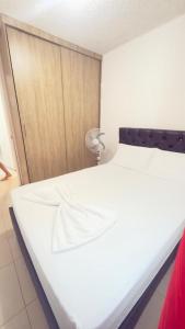 Apartamento vallenato en Entresierras, 3 HAB- AC, confort