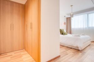 Hilton Residence , View Tower Sea View 13F