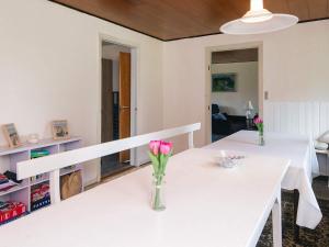 7 person holiday home in Ølgod