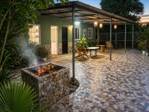 PINE-APPALE Riverside Resort