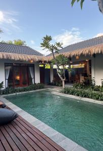 SinCity Tropical private pool villa