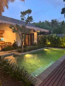 SinCity Tropical private pool villa