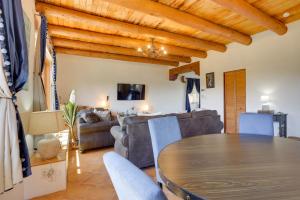 Panoramic Mtn Views! Couples Casita in Santa Fe